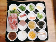 -妈妈故事米线(市府恒隆店)