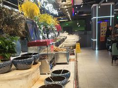 -金滏山烤肉·海鲜·火锅自助餐厅(襄阳万达店)