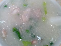 鲜味鱼片粥-银记肠粉店(市二宫店)