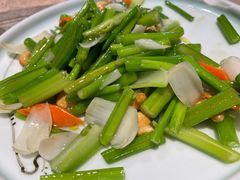 鲍芹炒百合-大草原清真饭庄(沙河店)