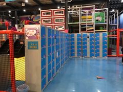 -超人空间竞技场·轰趴团建蹦床主题公园