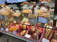 -红宝石·鲜奶小方·海派西点房(南丹店)