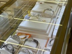 -海星奢选二手奢侈品手表包包鉴定回收寄卖(墨玉南路店)