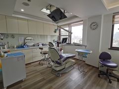 -Dr.Z dental仁康种植矫正中心