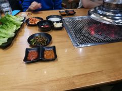 -肉甲韩国木炭烤肉(新壹街1店)