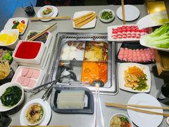 -海底捞火锅(旭辉MALL店)
