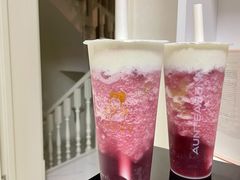 -沪上阿姨鲜果茶(世茂广场宽厚里店)