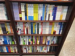 -新华书店(泉城路店)