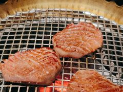 -铭牛烧肉·和牛海鲜自助(高新月牙湖店)