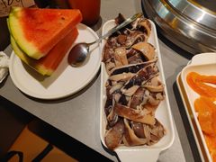 -黑金·寻焰自助百汇·烤肉·火锅(中街店)