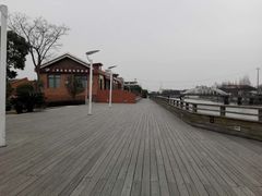 -TIMES CITY OUTLETS 时代·城市·奥特莱斯(上海国际时尚中心店)