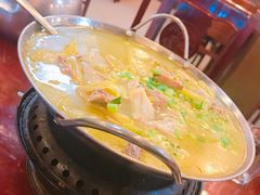 -余杨鸭鸭餐厅