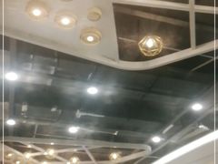 -港澳广场购物中心