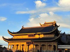 -峨眉山报国寺