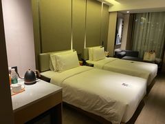 -珠海拱北富华里环宇城亚朵酒店