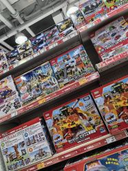 -玩具反斗城(正大广场店)