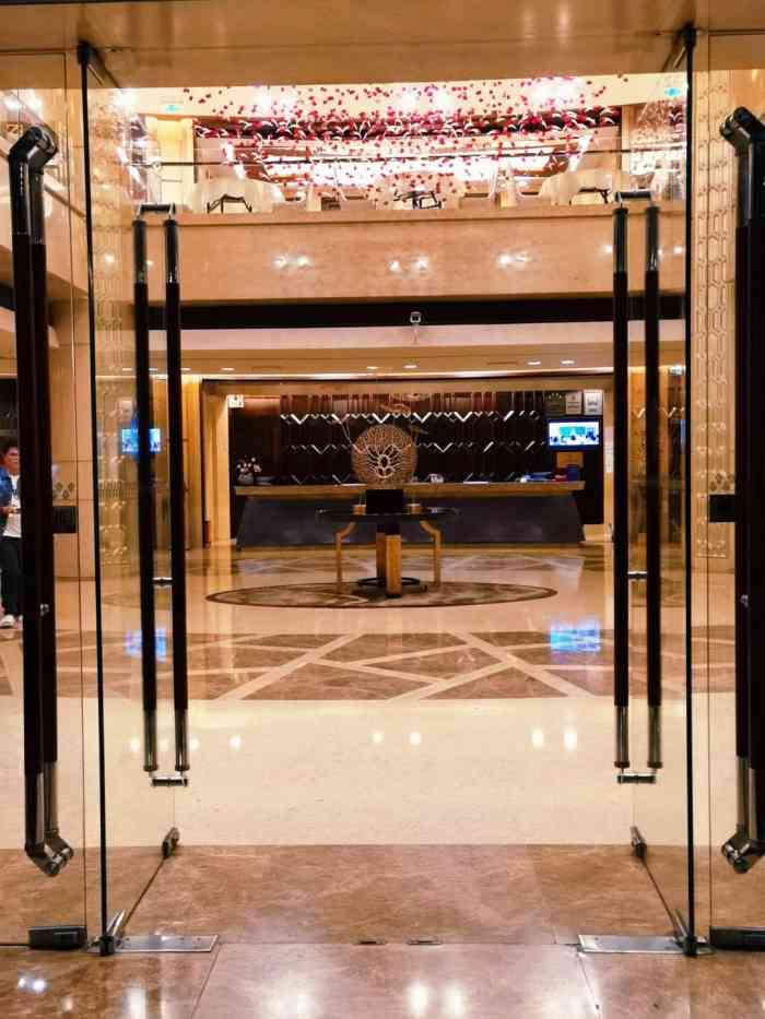 君莱酒店(佛山顺德清晖园店)-"酒店在当地属于大型,安全型.