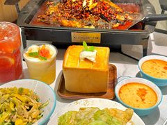 -江边城外烤全鱼(世茂广场店)