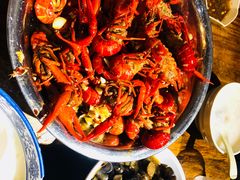 -琥珀老六龙虾(四里河店)