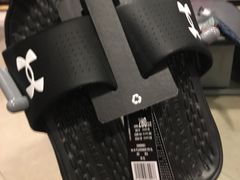 -UNDER ARMOUR(新燕莎奥莱店)