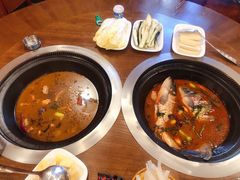 -万里闯关东铁锅炖菜馆(高新旗舰店)