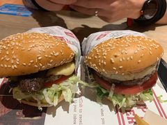 -The Habit Burger Grill 哈比特汉堡(复兴soho店)