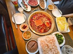 -小天鹅火锅·一线江景洪鼎旗舰店(洪崖洞店)