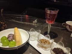 -海派悦庭·海胆烧麦·新融合菜(凯德广场店)