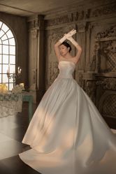 -乐派诗婚纱摄影