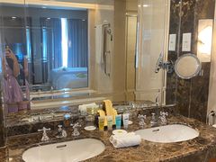 -汕尾巴黎半岛酒店