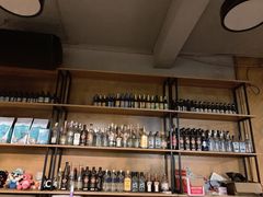 -萌喵咖啡屋(人民东路4号口M16商铺店)