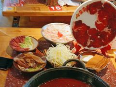 -赵美丽·重庆社区火锅·直营店(火车东站·中豪国际店)