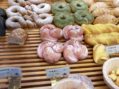-焙丽拾光(麦凯乐直营店)
