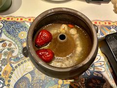 -云海肴·汽锅鸡·云南菜(天山百盛优客店)