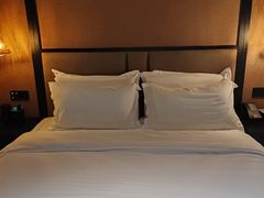 -万泊酒店(长沙五一广场国金中心店)