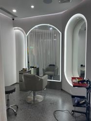 -艾美A·M Hair Salon