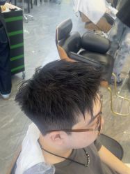 -藤野造型烫染·漂发