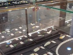 -品真阁华夏典当行(四通桥店)