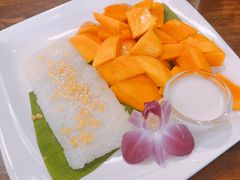 -Dang restaurant (patong phuket)