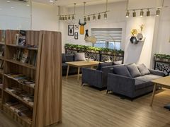 -青岛中升沃茂沃尔沃4S店(市北店)