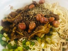 -阿阳牛腩腌面店