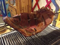 -欢乐牧人蒙古炭烤羊腿(四平路店)