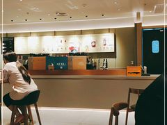 -星巴克臻选(上海中环广场2F店)