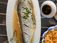 -七的湖·晚芳亭·阳澄湖农家菜·大闸蟹(莲花岛店)