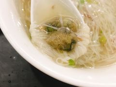 -建国蚵煎蚵面