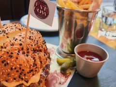 -FAT COW(虹梅路店)