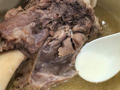 -周震馄饨