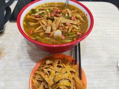 -塞上张记桂林米粉(金凤万达店)