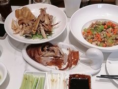 -梅利汴京烤鸭•开封豫菜地标店(东大街店)