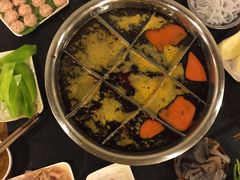 -邓莽子老火锅(中兴路总店)